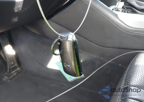 2015 Kia K900 Premium из США, поврежденный, VIN KNALU4D4XF6024587